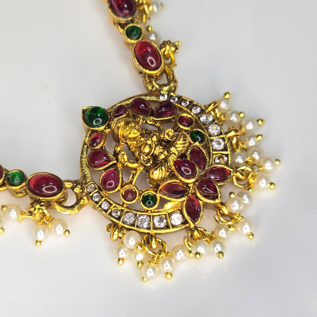 AK00018 - Antique Temple Jewelry Set With Earing
