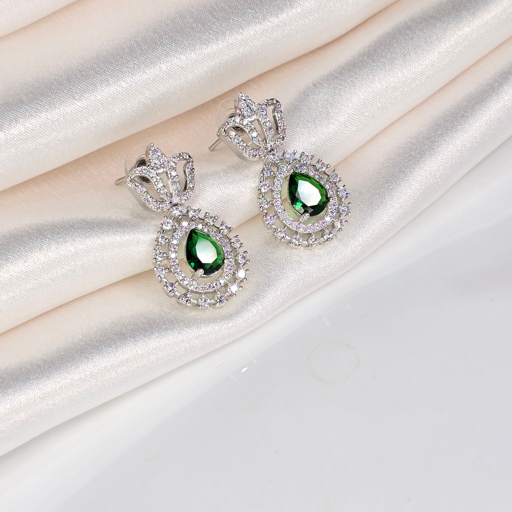 AK00216 - Emerald Green Teardrop American Diamond Necklace Set