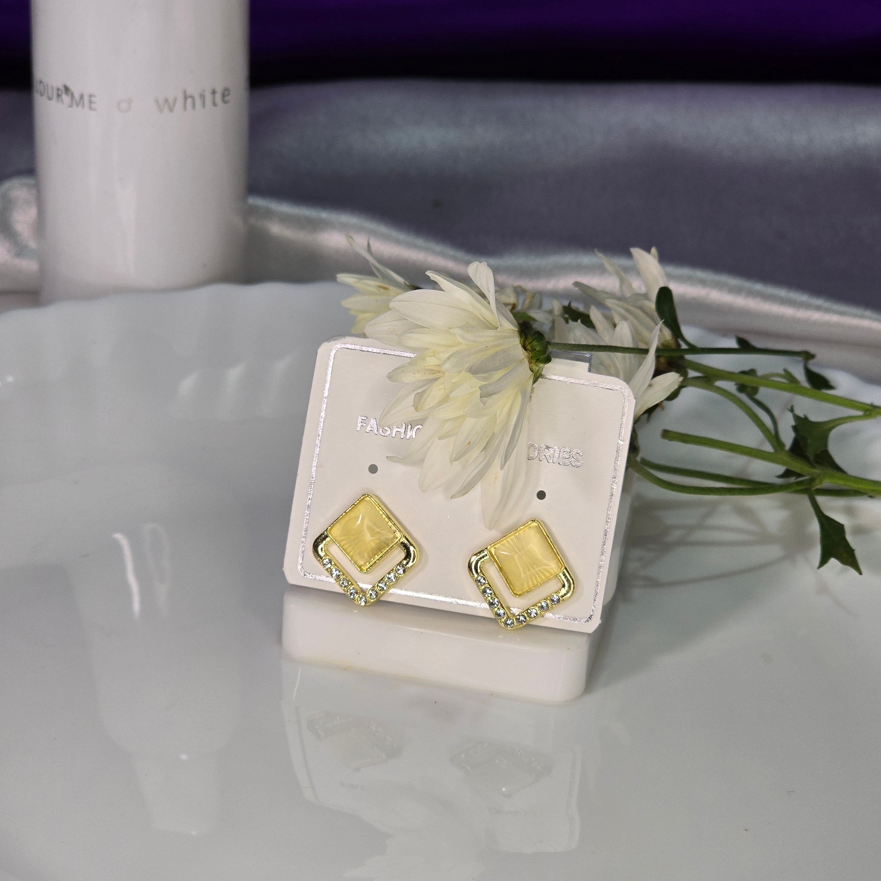 AK00053 - Modern Geometric Crystal Stud Earrings