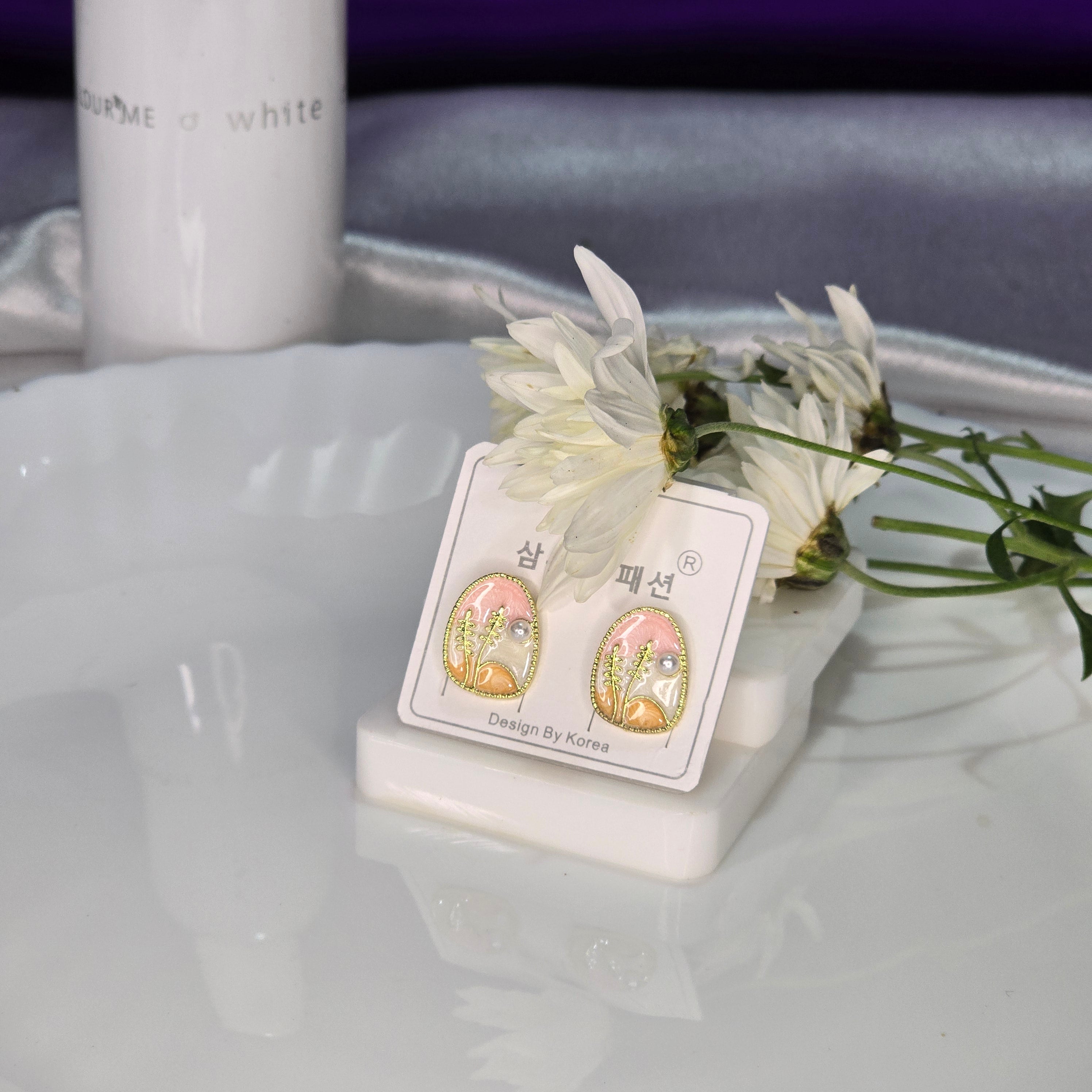 AK00074 - Assorted Landscape Art Pearl Stud Earrings