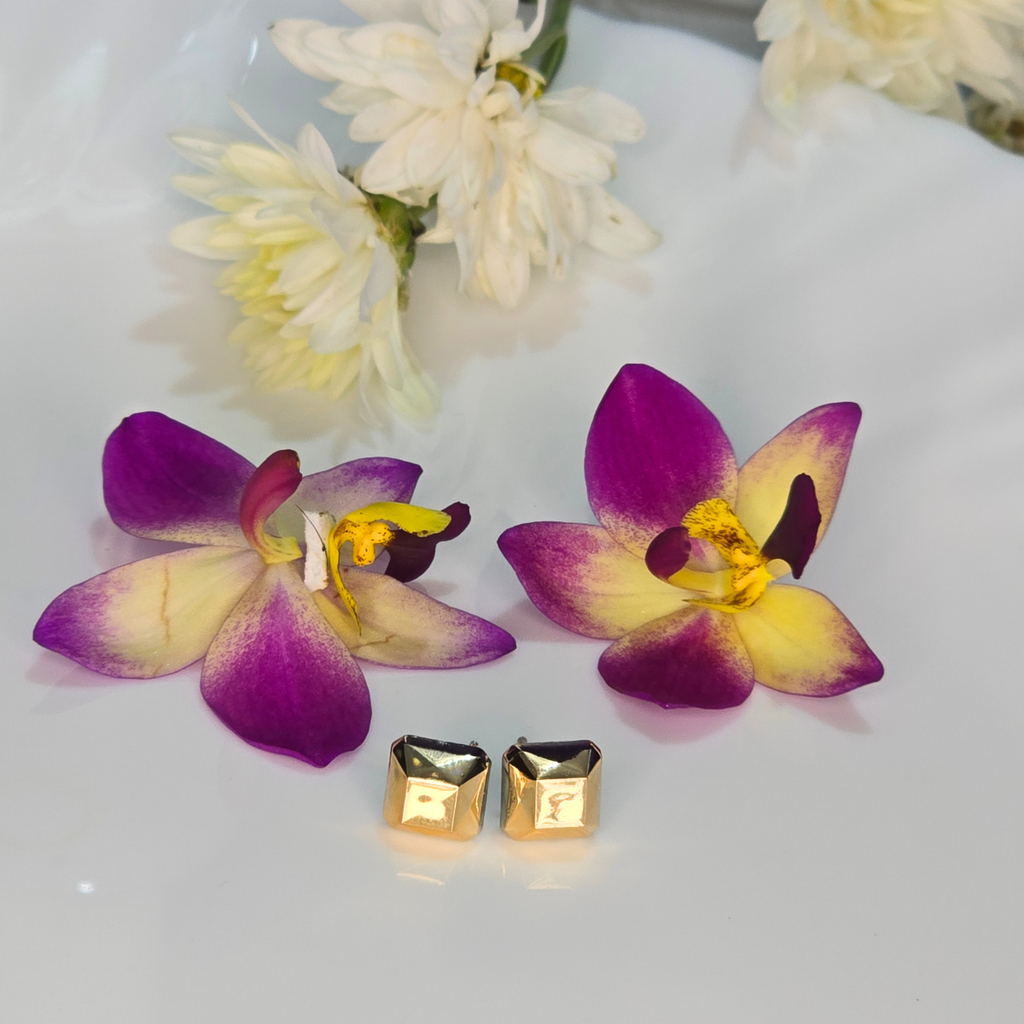 AK00075 - Calendar Collection 12-Pair Stud Earring Set
