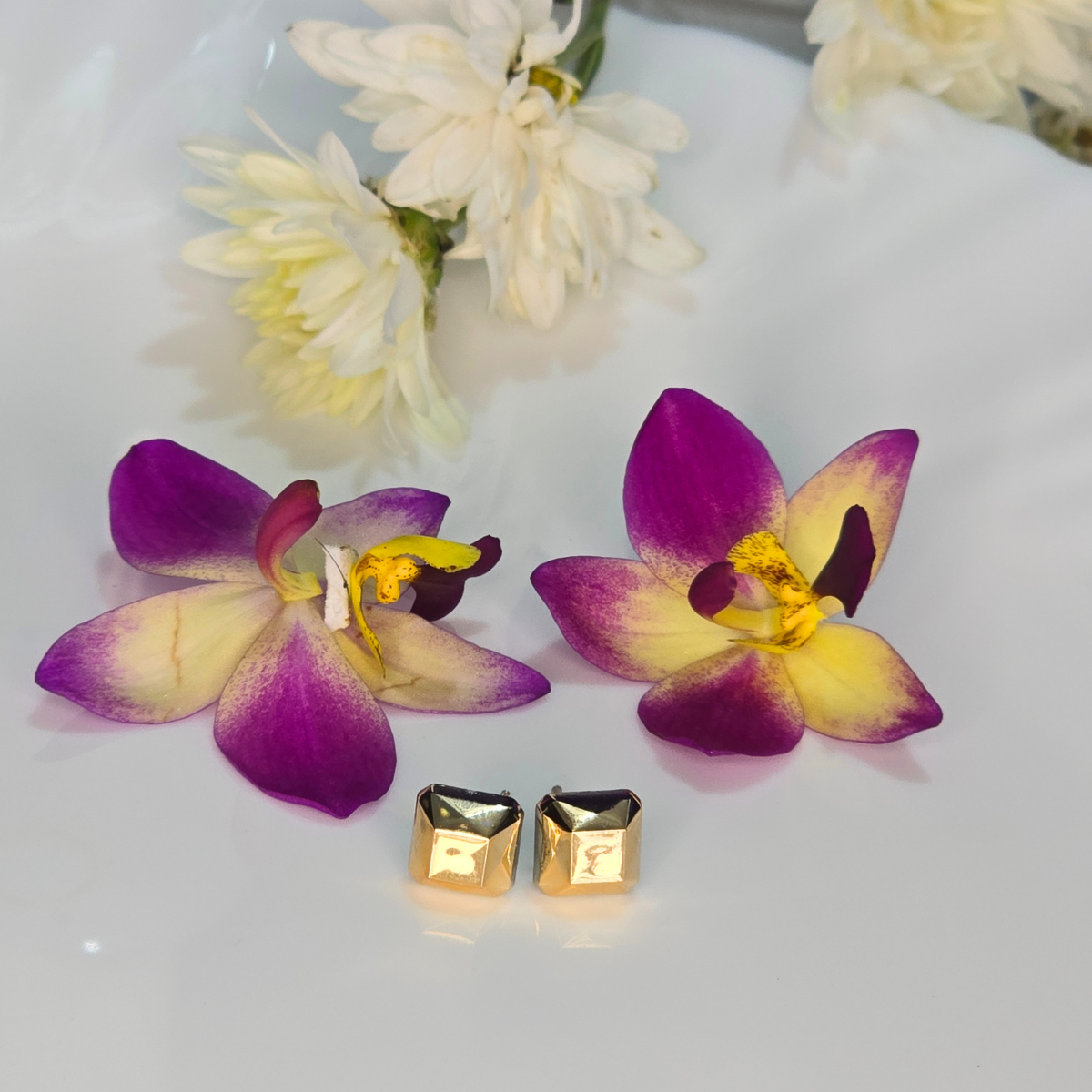 AK00075 - Calendar Collection 12-Pair Stud Earring Set