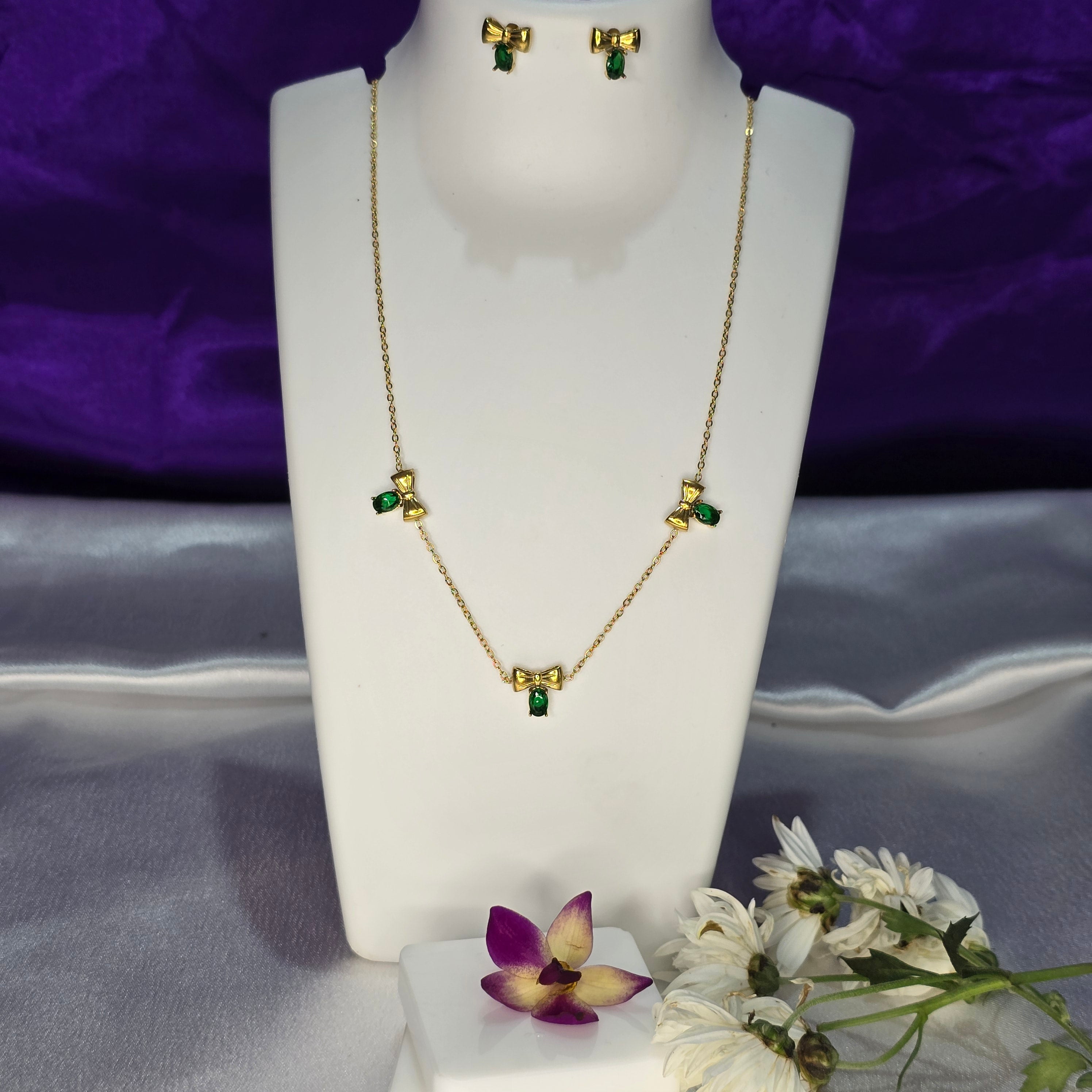 AK00086 - Emerald Ribbon Bow Necklace & Stud Earring Set