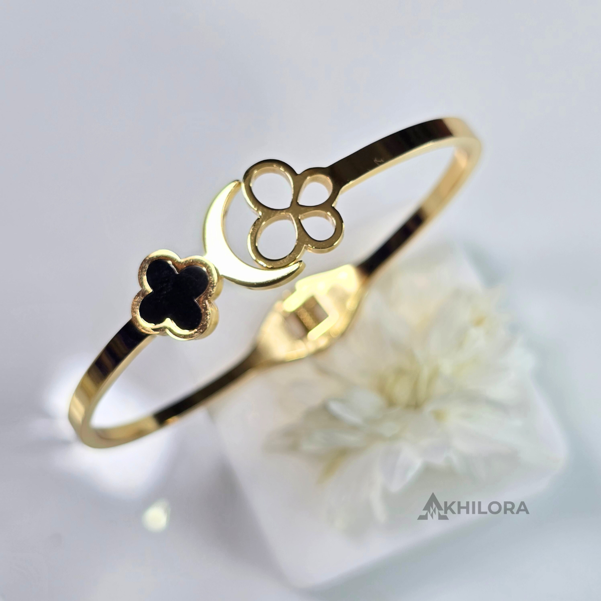 AK00145 - Noir Clover & Butterfly Bangle
