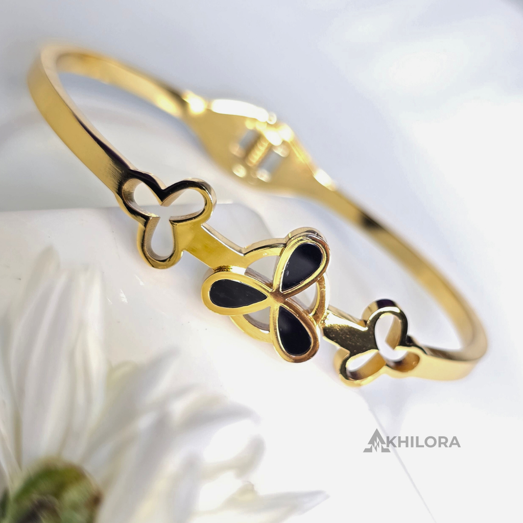 AK00147 - Noir Petal Trio Bangle