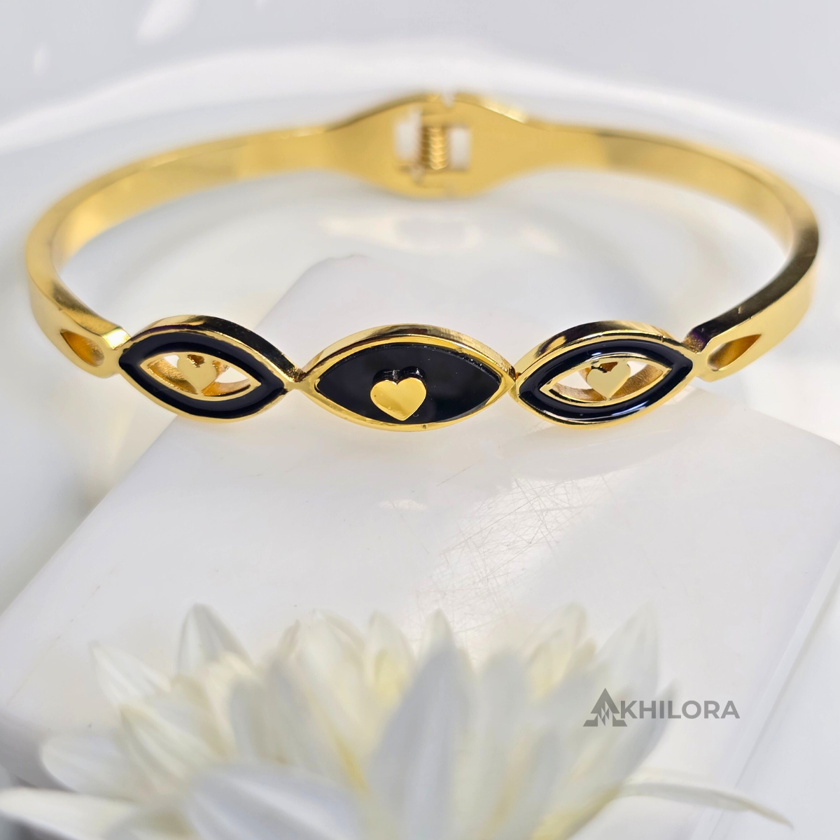 AK00150 - Noir Heart Trio Bangle