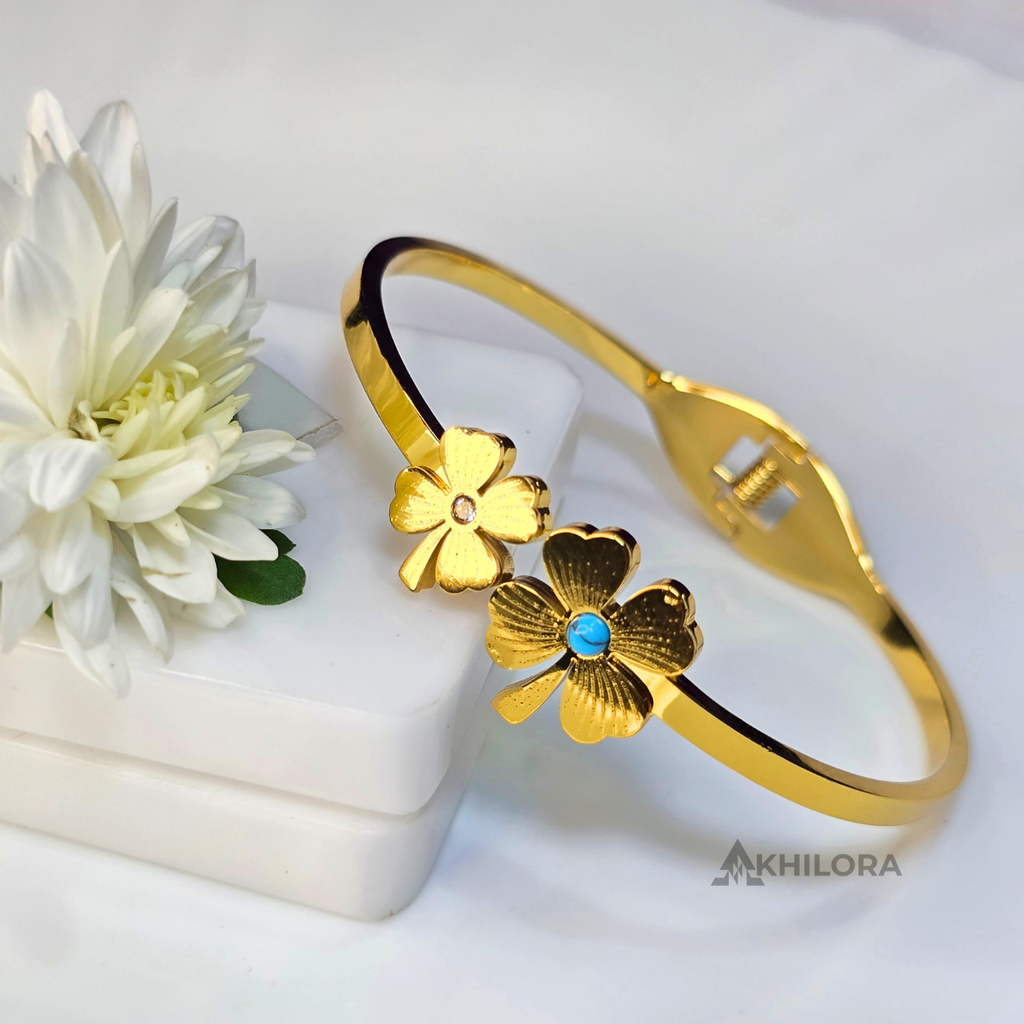 AK00160 - Dual Four-Leaf Clover Gold-Plated Bangle with Turquoise & Crystal