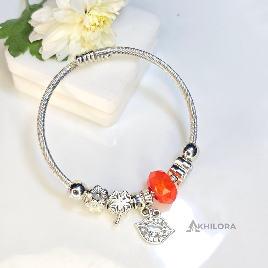 AK00170 - Charm Bangle Assorted