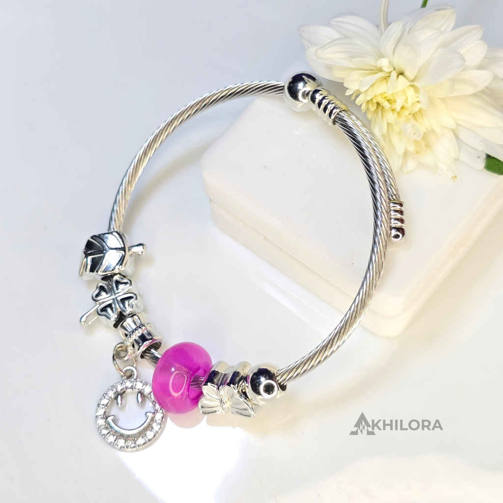 AK00170 - Charm Bangle Assorted