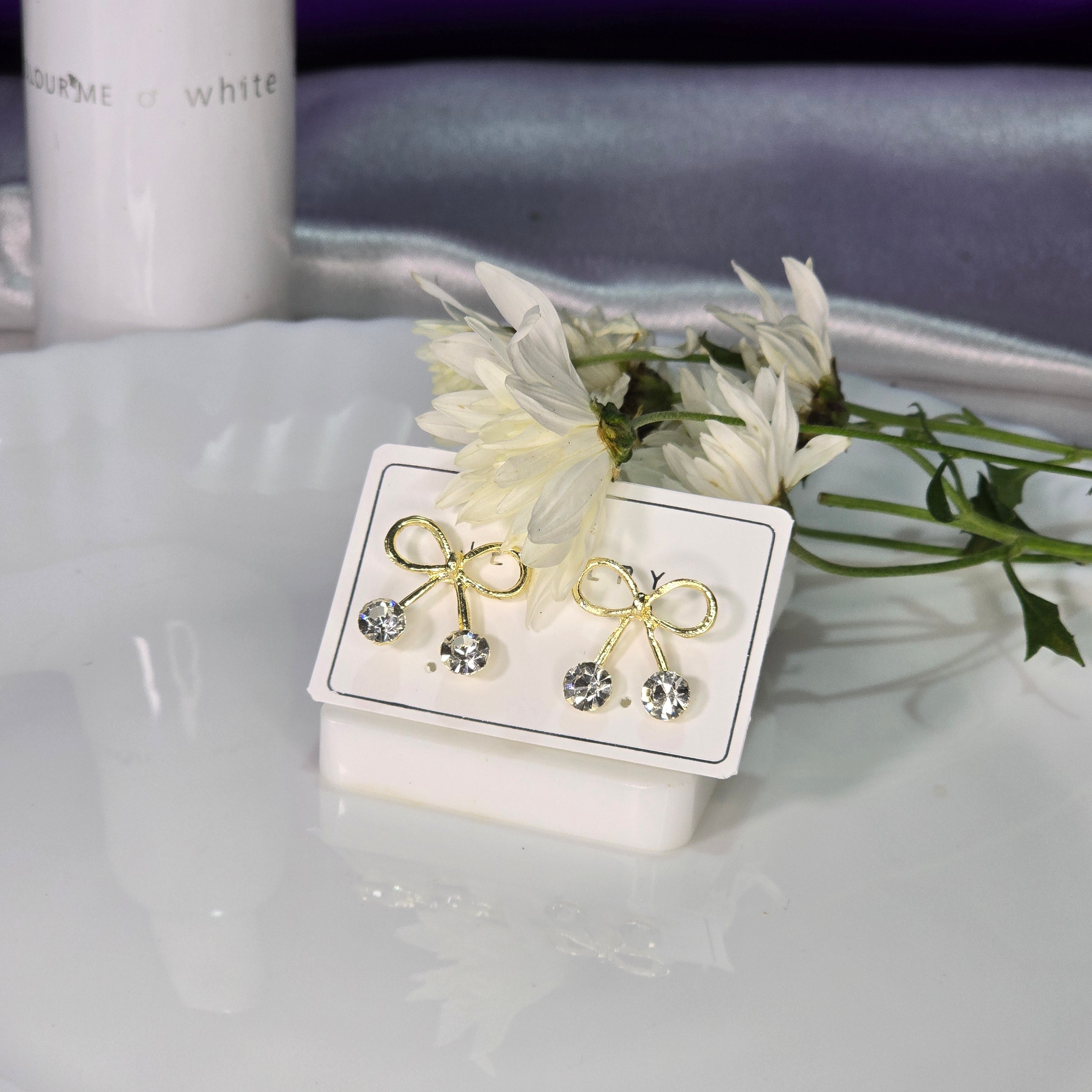 AK00040 - Sparkle Bow & Ribbon Drop Stud Earrings