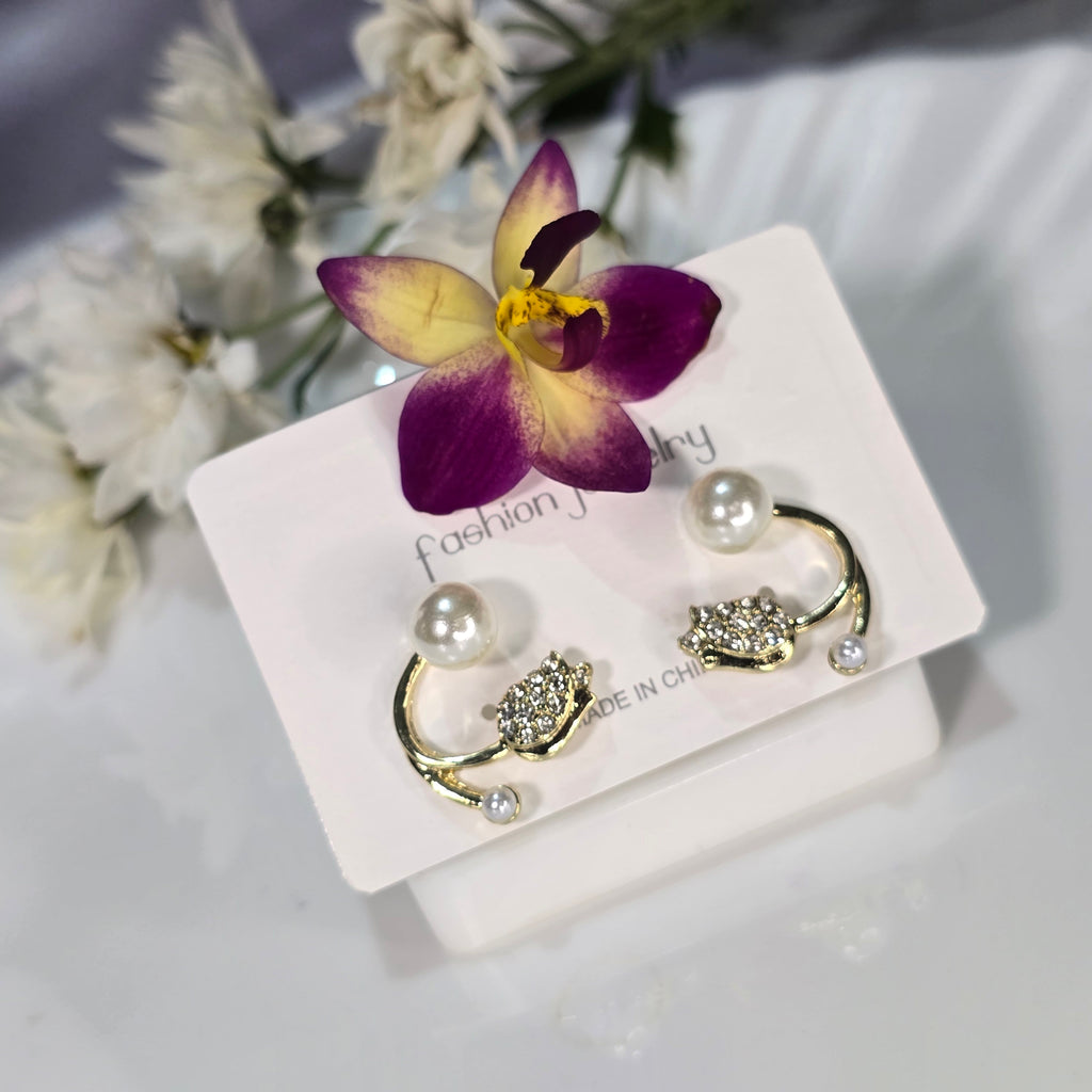 AK00073 - Elysian Tulip & Dual Pearl Curved Studs