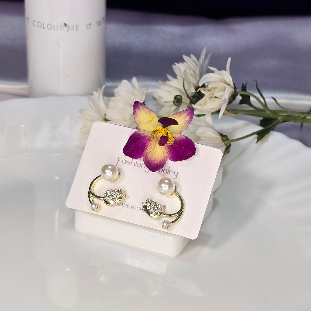AK00073 - Elysian Tulip & Dual Pearl Curved Studs